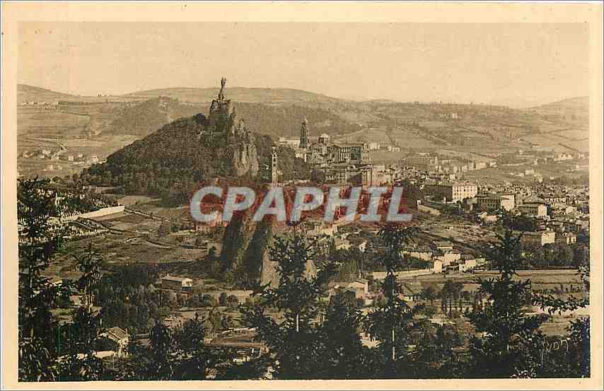 CPA Le Velay Le Puy Haute Loire Vue generale 