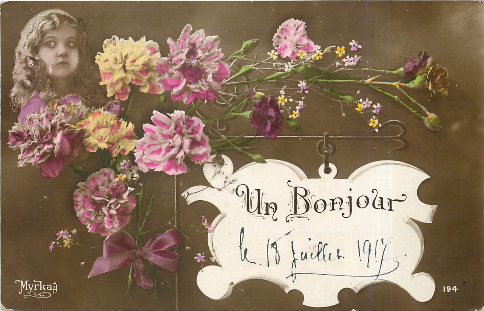CPA Un Bonjour  Enfant Fleurs