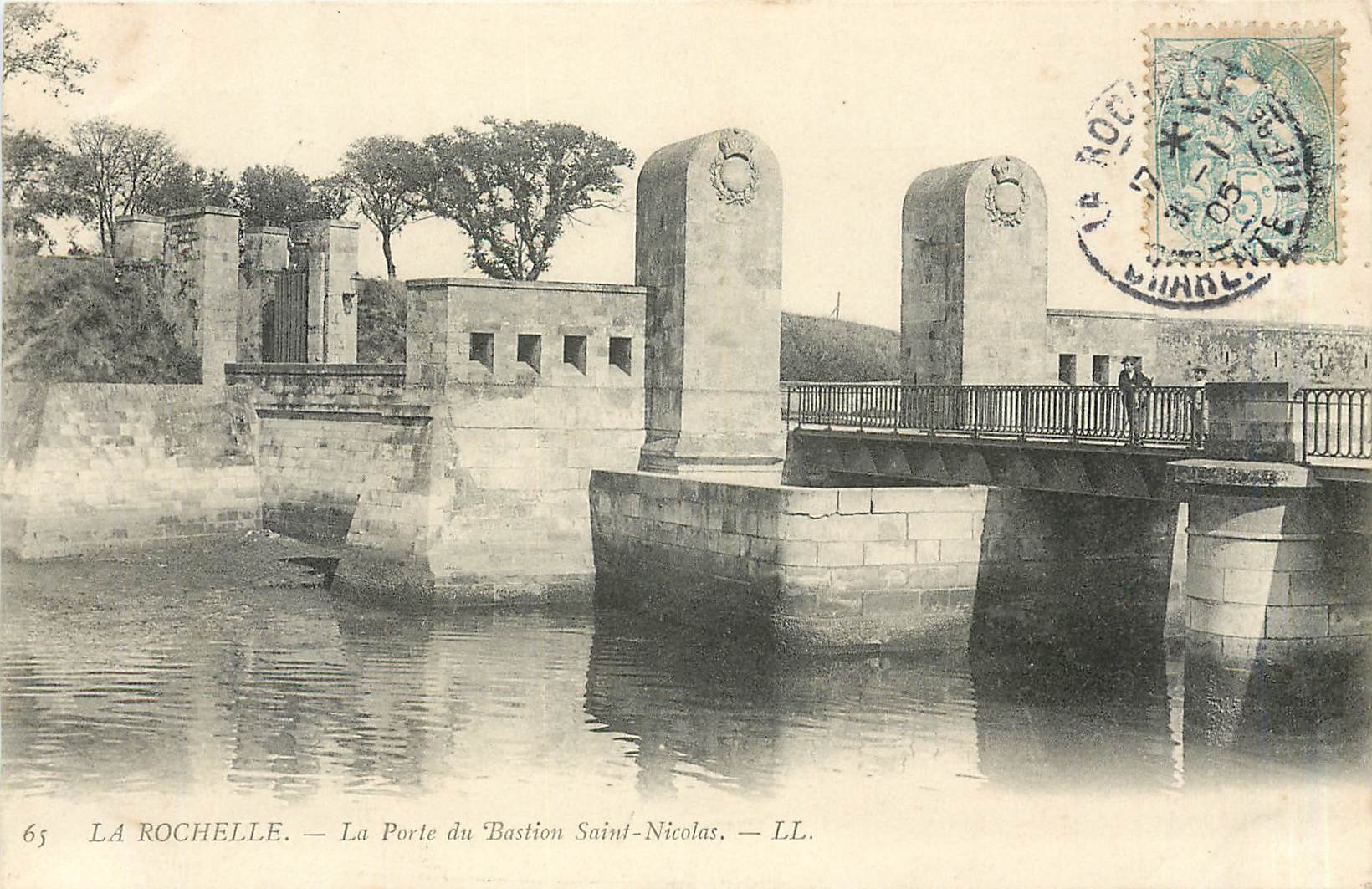 CPA La Rochelle La Porte du Bastion Saint Nicolas 