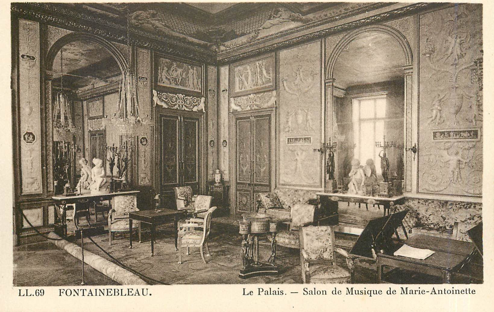 Fontainebleau — Le Palais. Salon de Musique de Marie-Antoinette — LL.69