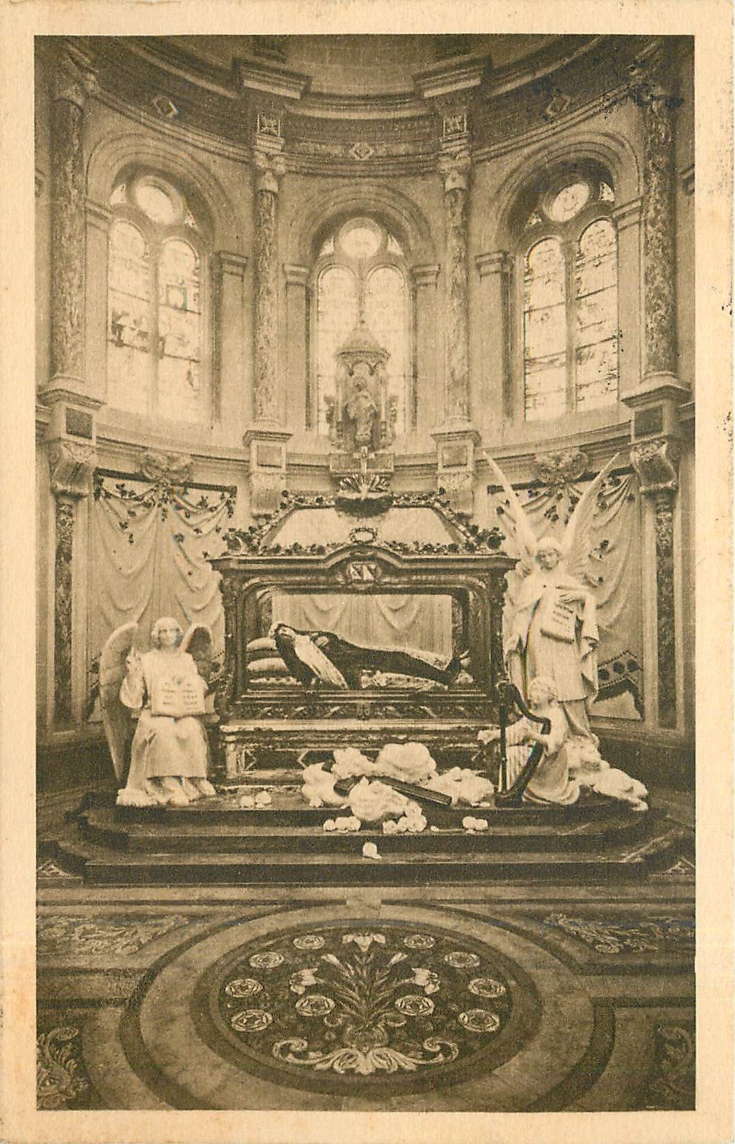 Chapelle et Châsse de Sainte Thérèse de l'Enfant-Jésus — éditeur Direct, n°10