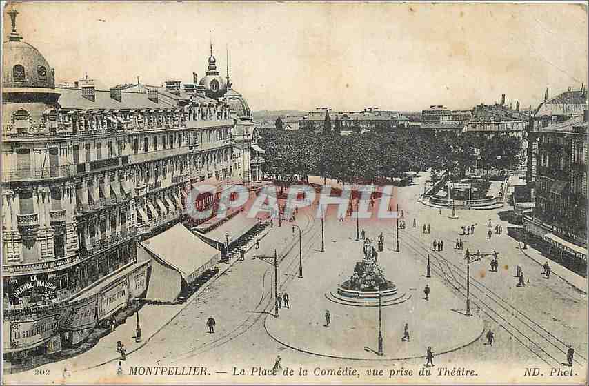 CPA Montpellier La Place de la Comedie vue prise du Theatre 