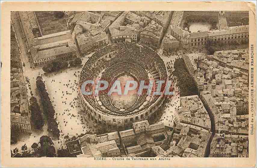 CPA Nimes Course de Taureaux aux Arenes Corrida
