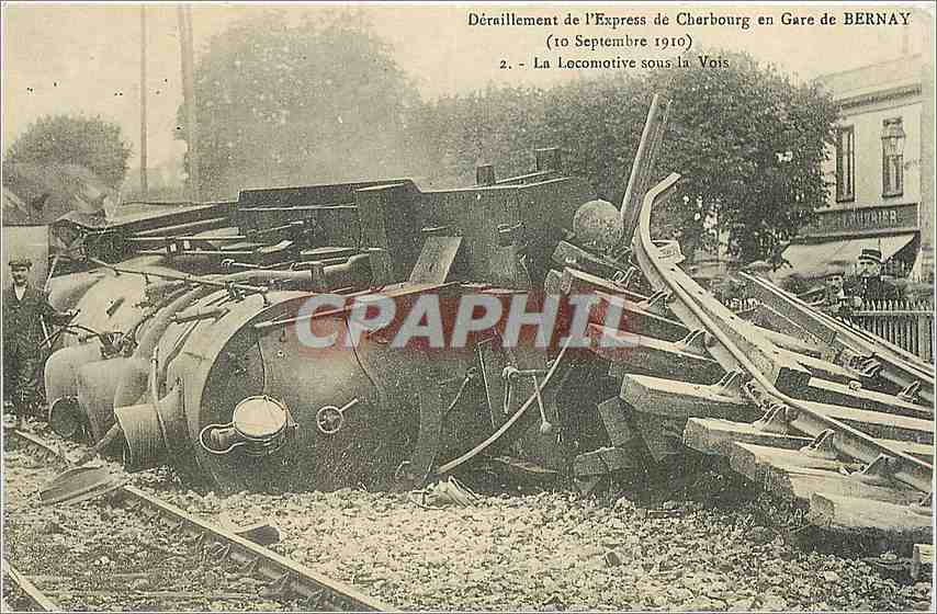 Abgleiten des Cherbourg-Express in der BERNAY-Station — 10. September 1910 — Ausgabe CARTES D'AUTREFOIS