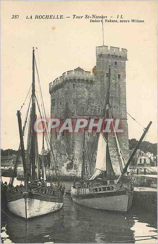 CPA La Rochelle Tour St Nicolas Bateaux