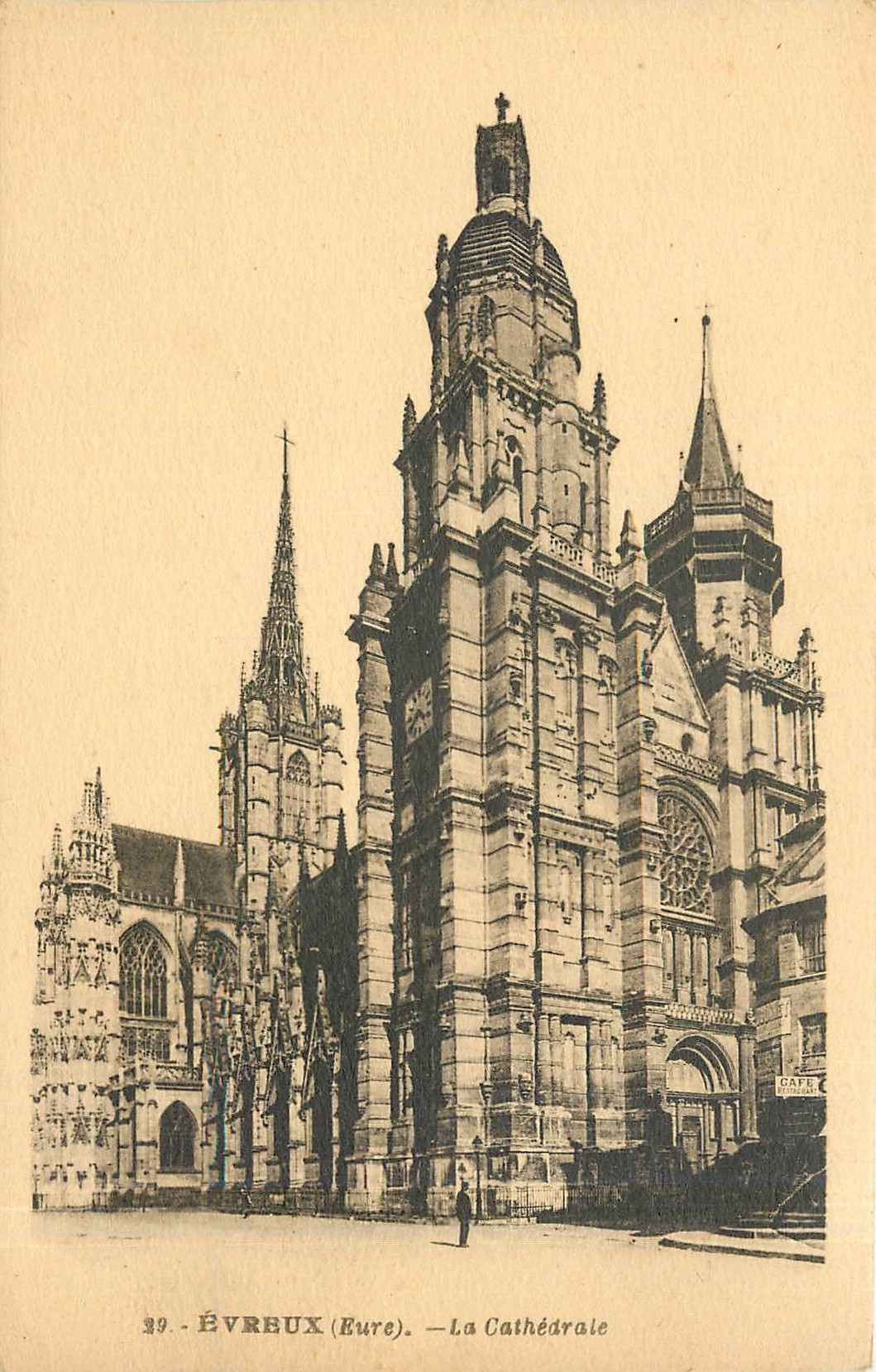 CPA Evreux Rure La Cathedrale 