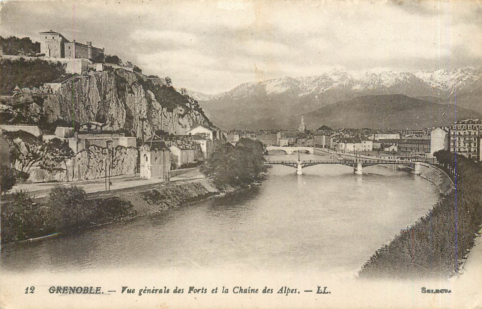 Grenoble — Vue générale des Forts et la Chaîne des Alpes — Éditeur LL