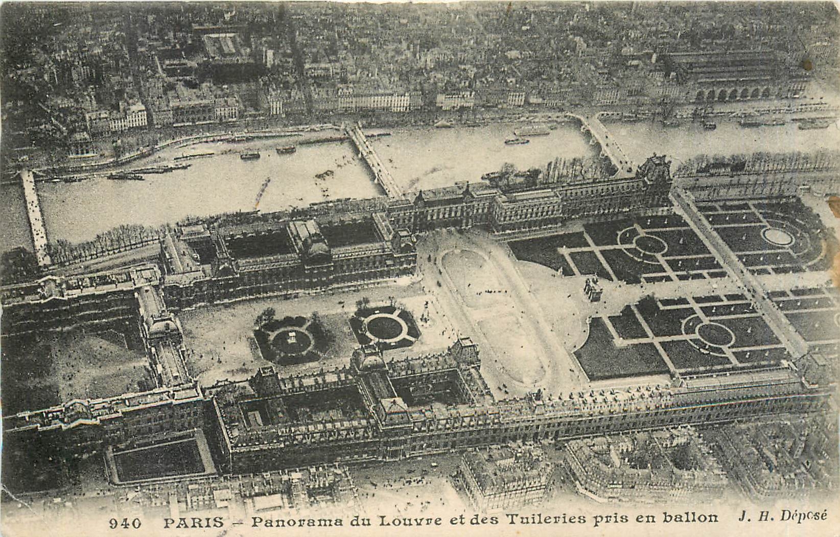 CPA Paris Panorama du Louvre et des Tuileries pris en ballon 