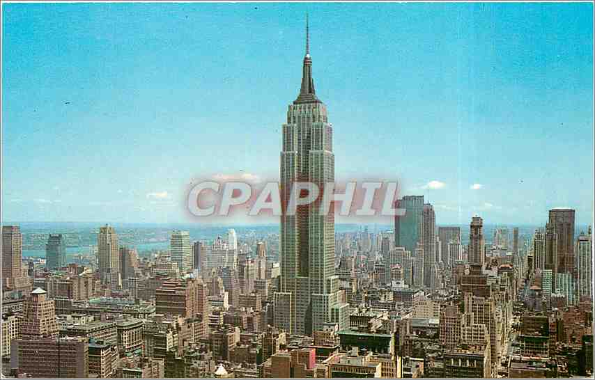 CPM Empire State Building Breath taking view of the tawering Empire State Building 