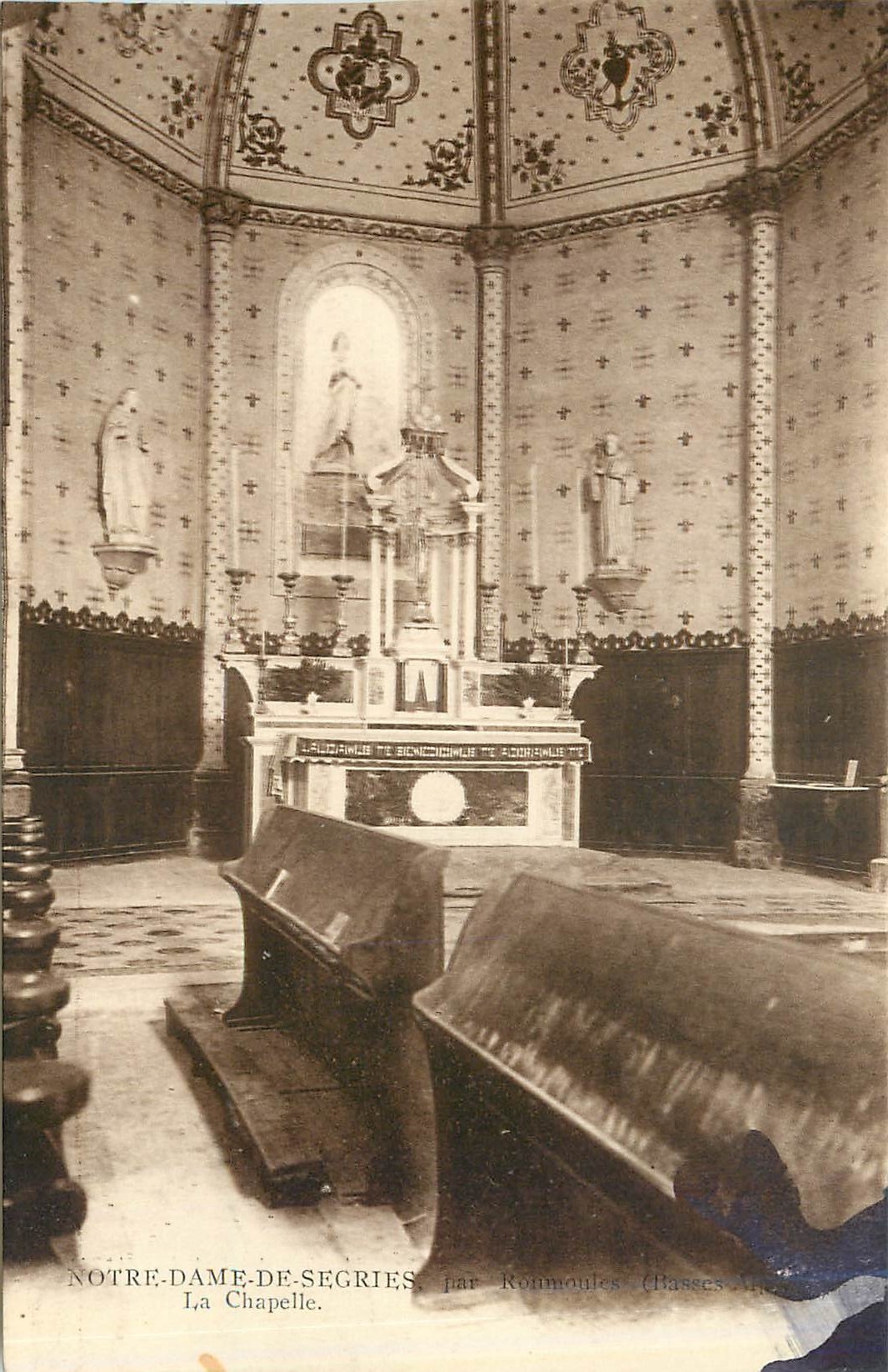 Notre-Dame-de-Segries — chapelle à Roumoules (Basses-Alpes) — par Roumoules (Basses-Alpes)