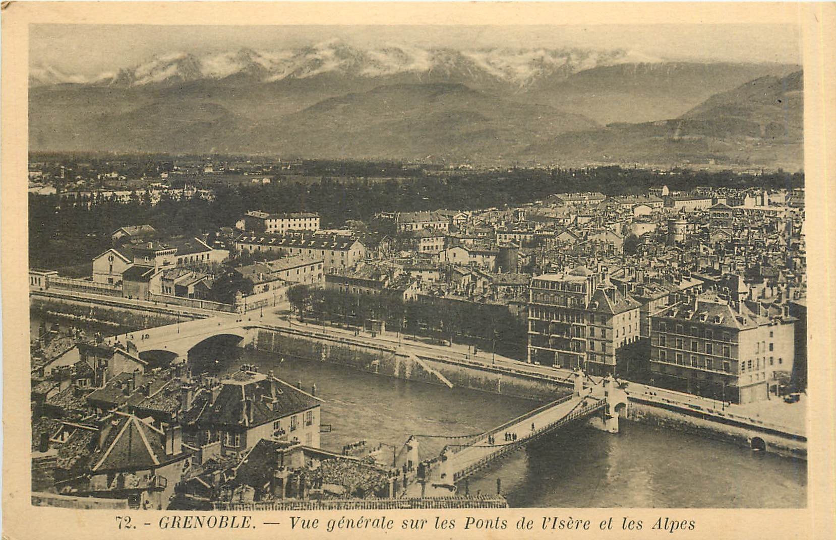 CPA Grenoble Vue generale sur les Ponts de l'Isere et les Alpes 