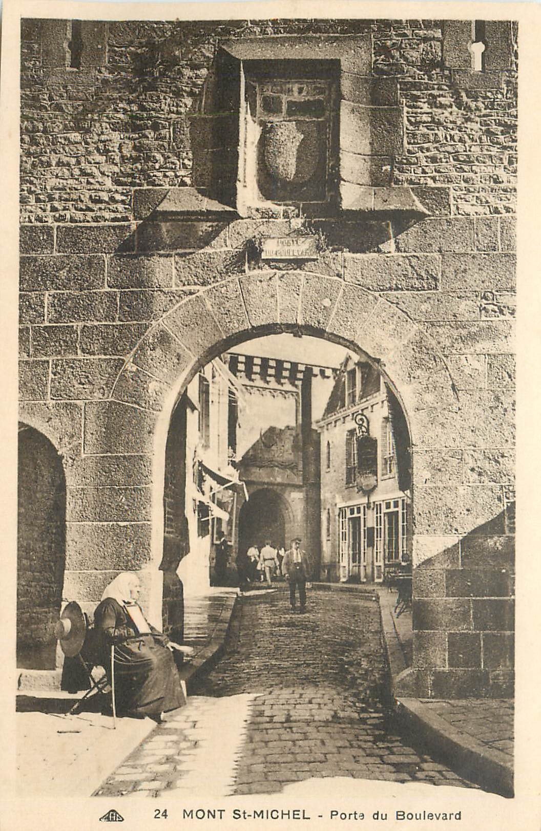 CPA Mont Saint Michel Porte du Boulevard 