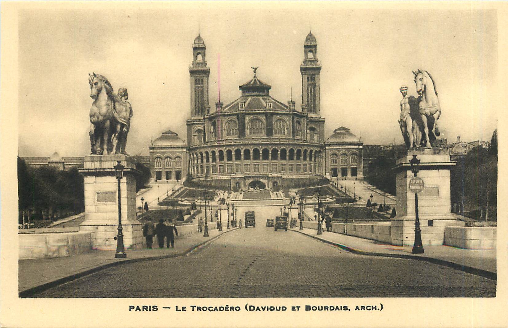 CPA Paris Le Trocadero Davioud et Bourdais 