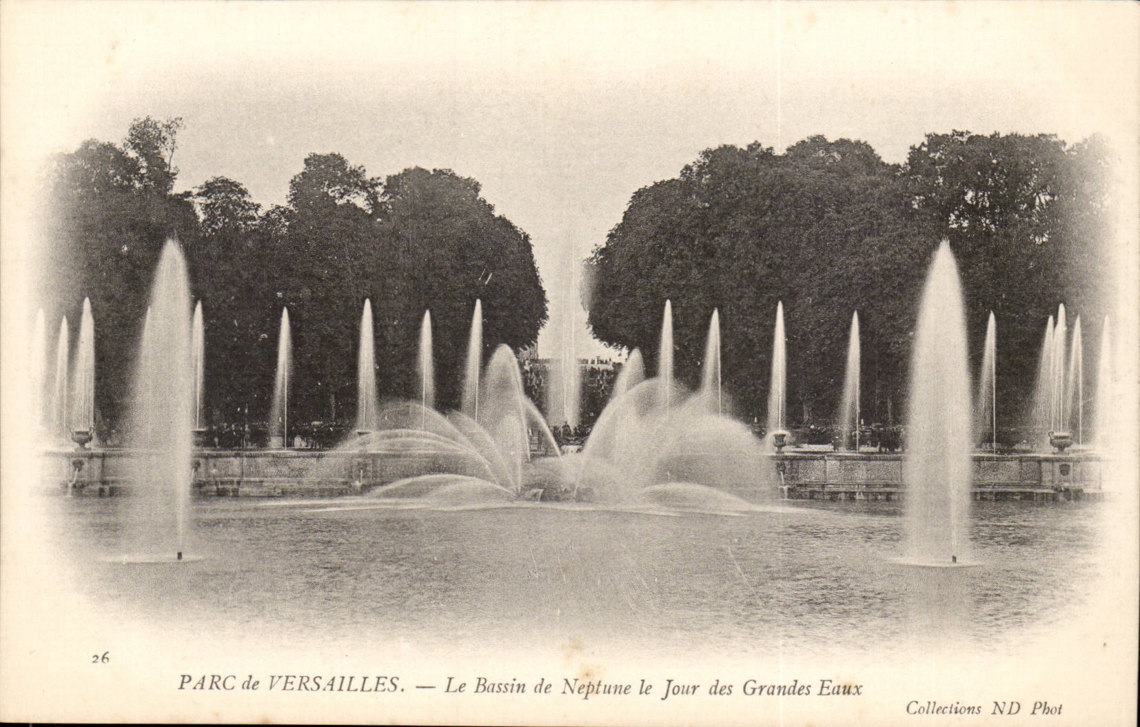 Versailles - Palais de Versailles - Le Bassin de Neptune le Jour des Grandes Eaux - CPA 