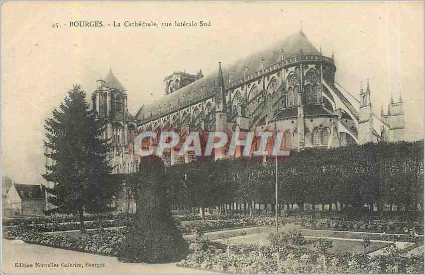 CPA Bourges La Cathedrale vue laterale Sud 