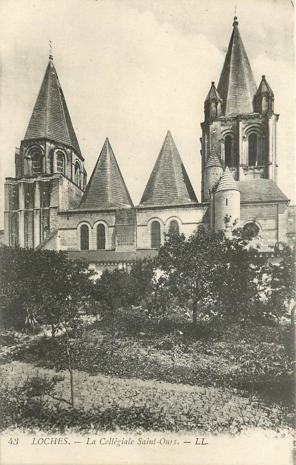 CPA Loches La Collegiale Saint Ours 