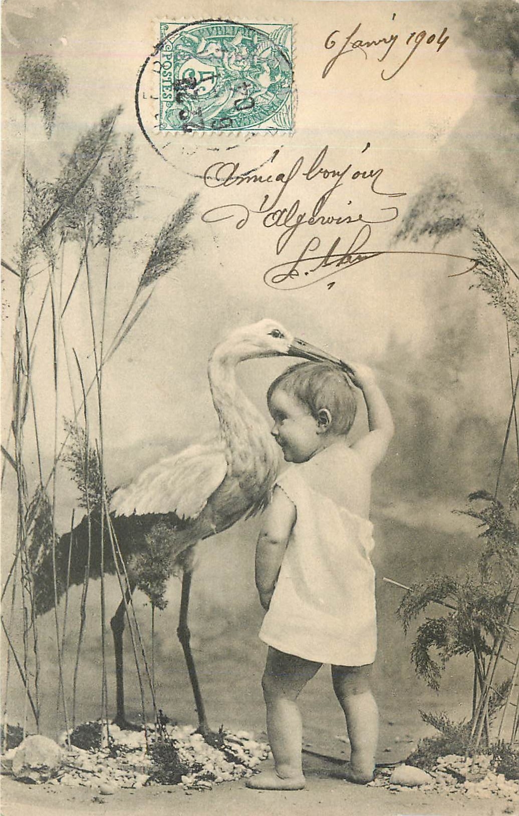 CPA Enfant Cigogne 