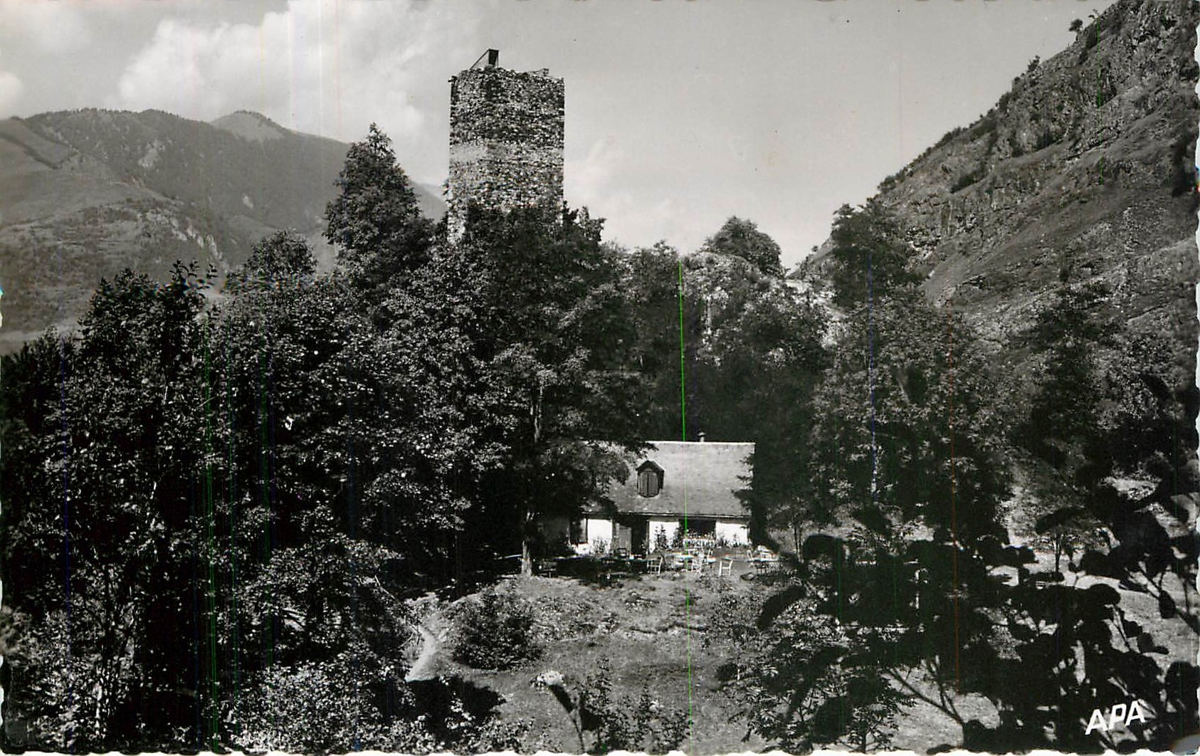 Castelvielh — Die Turm und die Auberge de la Pique — Gesellschaft der illustrierten Pyrenäen-Karten
