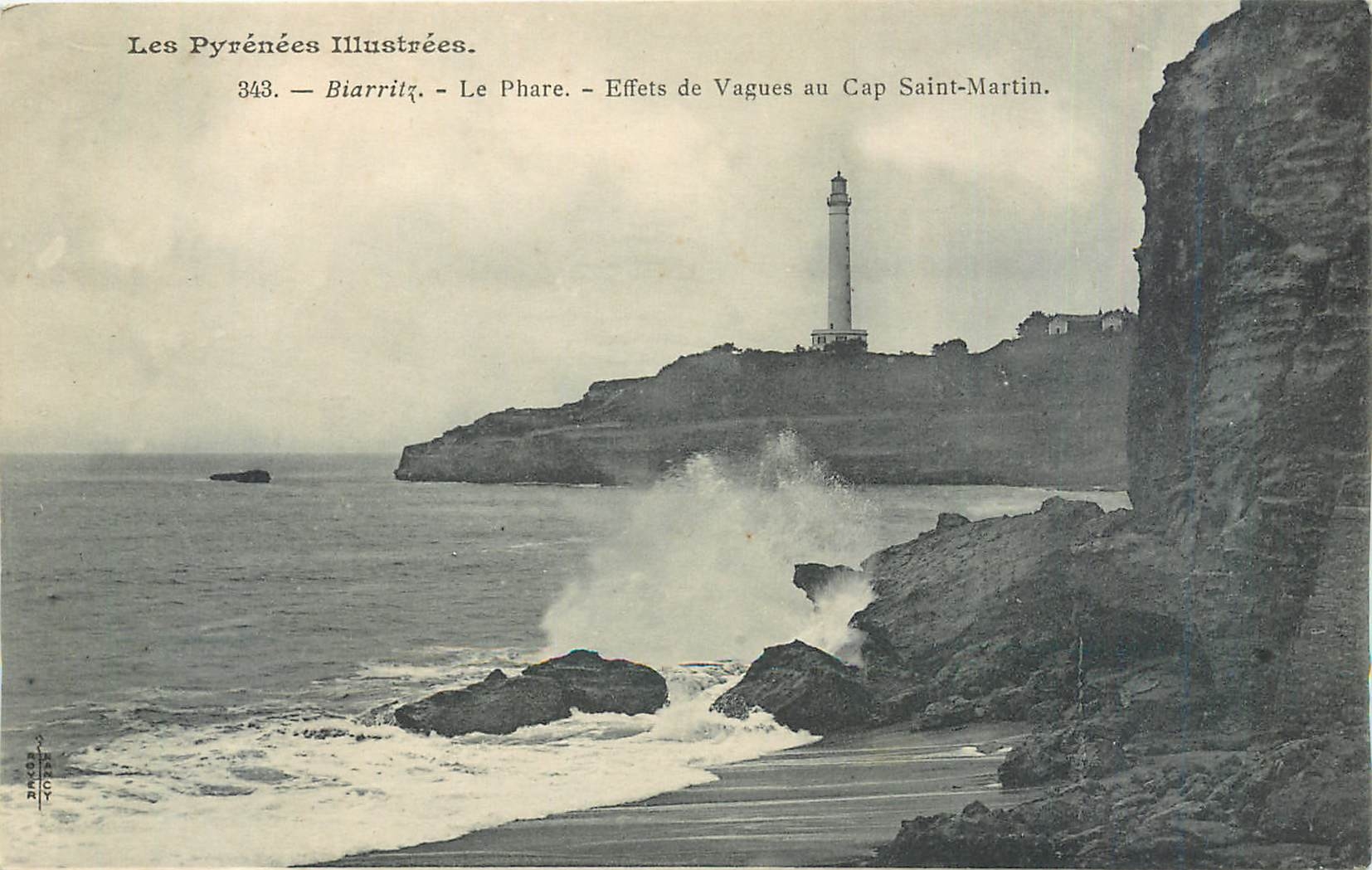 CPA Biarritz Le Phare Effets de Vagues au Cap Saint Martin 