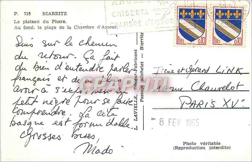 CPM Biarritz Le Plateau du Phare Au fond la plage de la Chambre d'Amour  — Verso