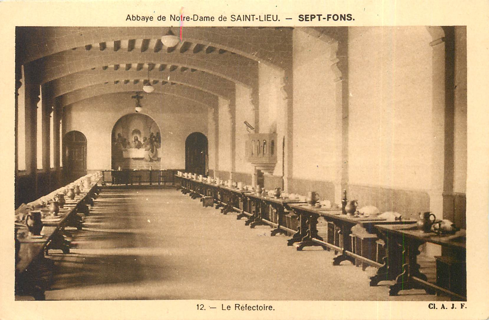 CPA Abbaye de Notre Dame de Saint Lieu Sept Fons Le Refectoire 
