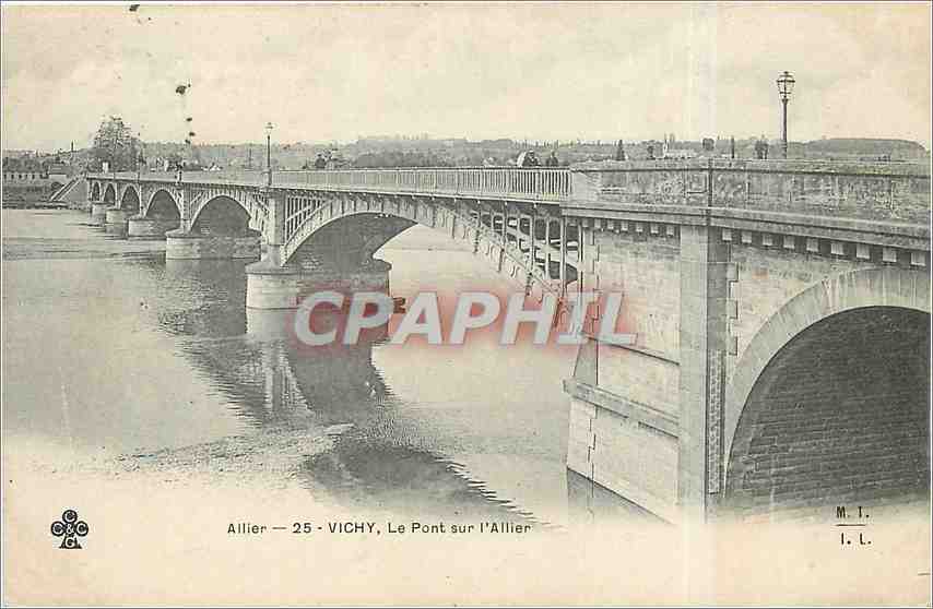 CPA Vichy Le Pont sur l'Allier 