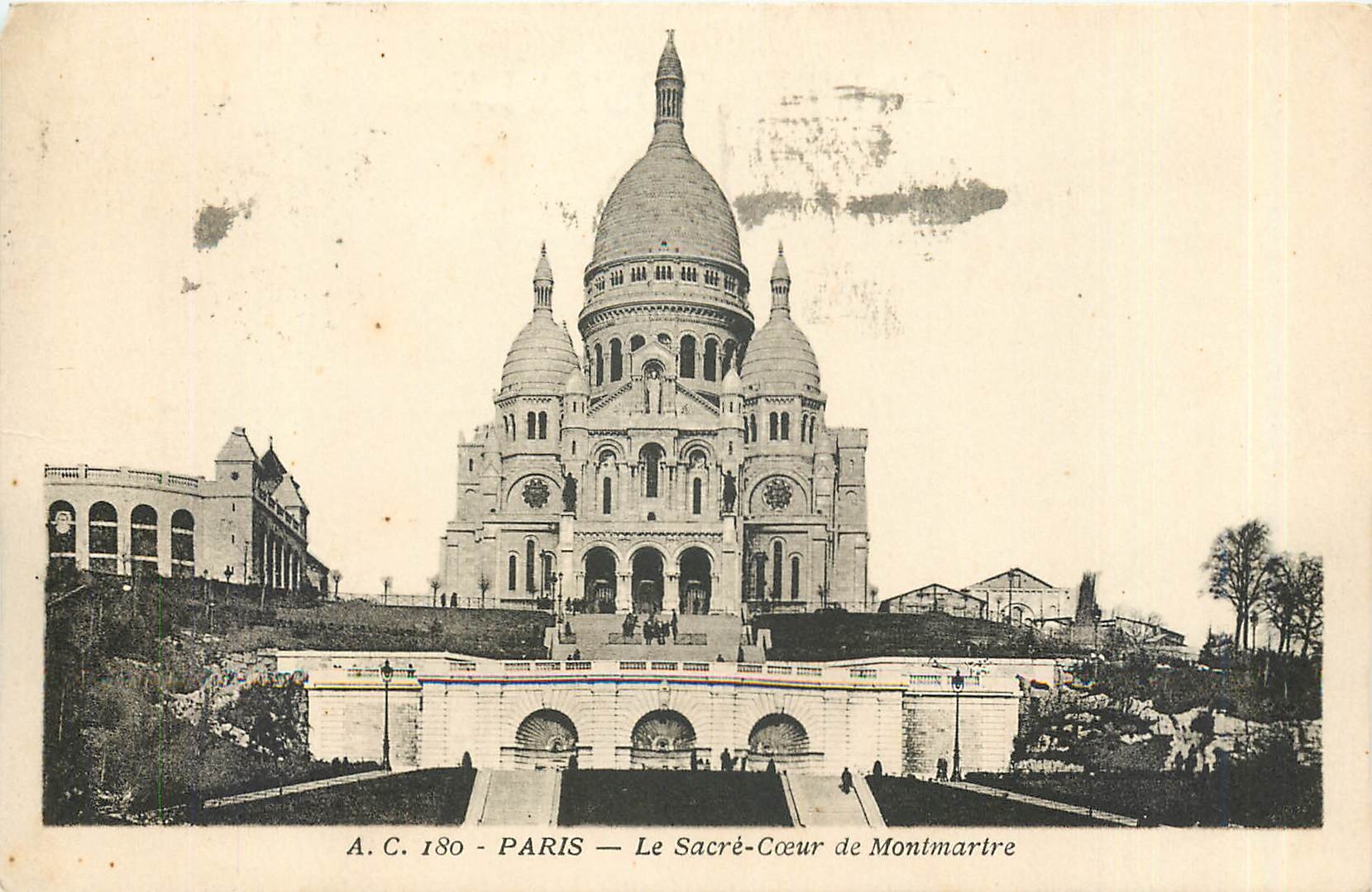 CPA Paris Le Sacre Coeur de Montmartre 