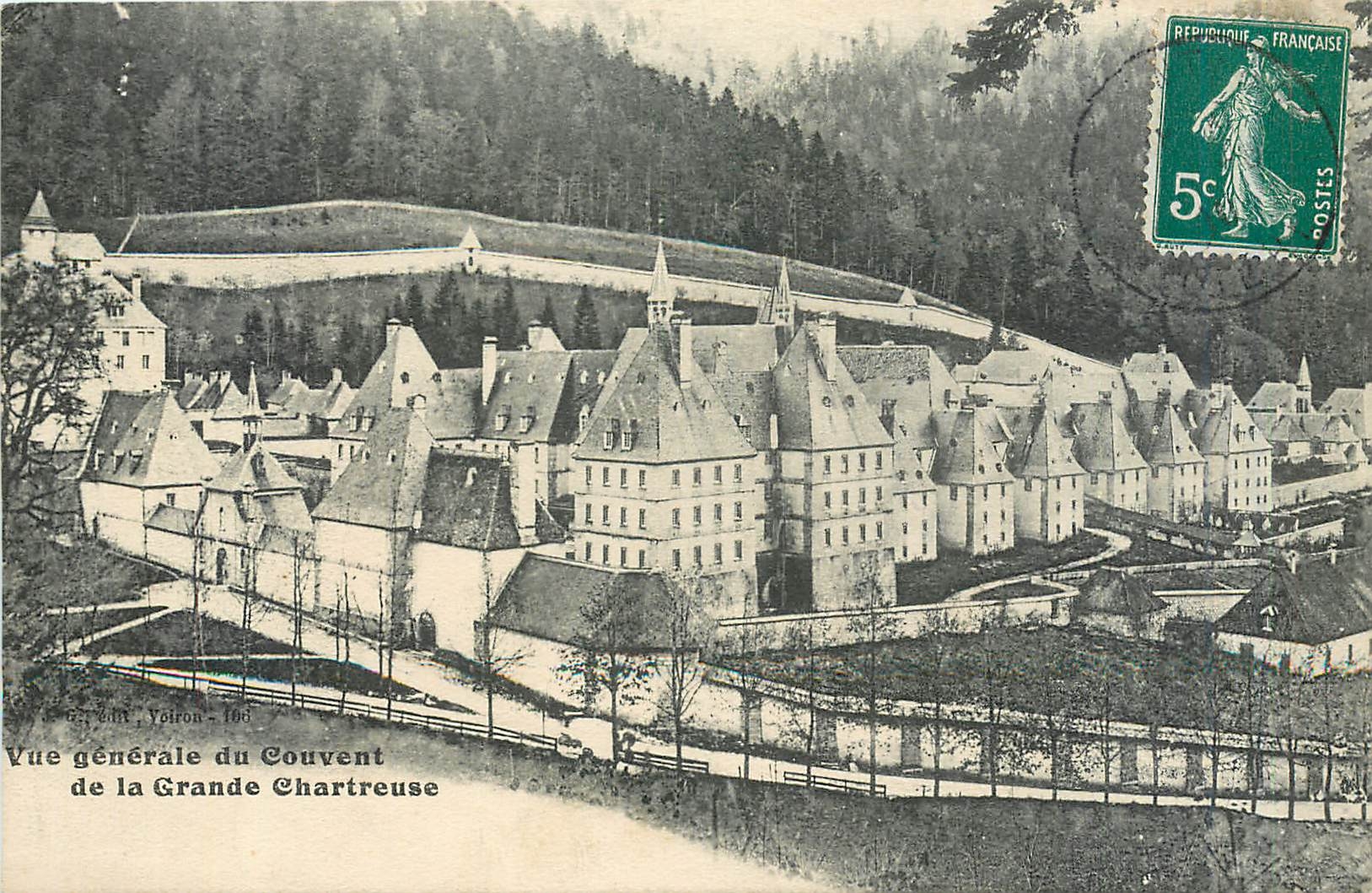 CPA Vue generale du Couvent de la Grande Chartreuse 