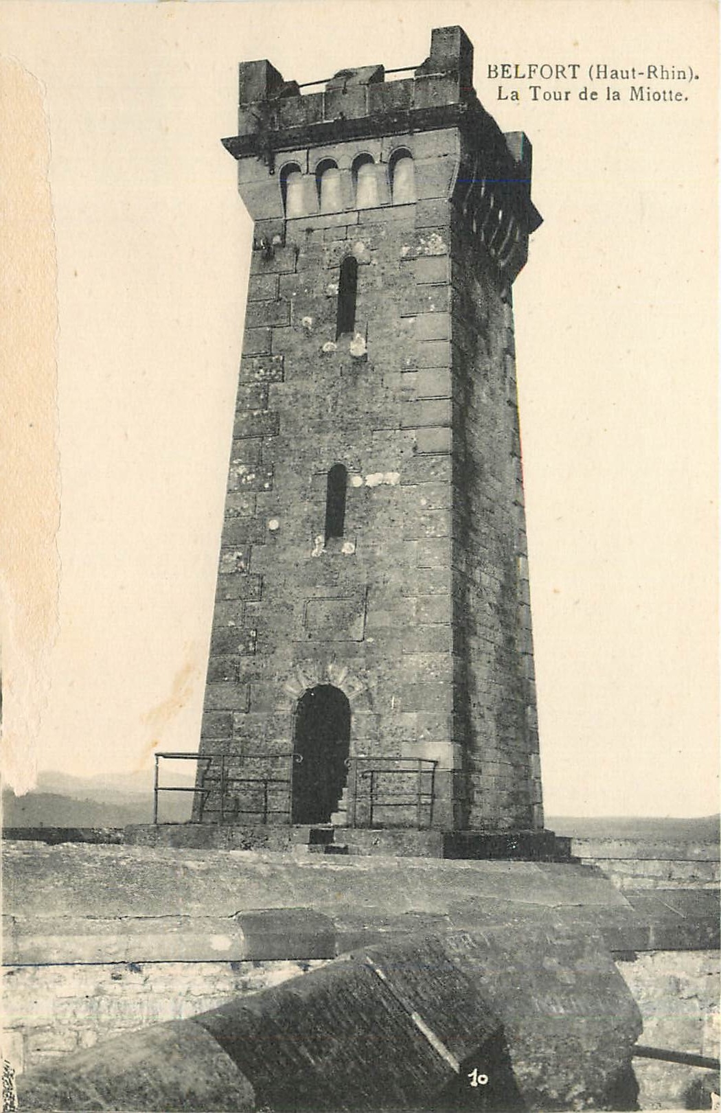 CPA Belfort Haut Rhin La Tour de la Miotte 