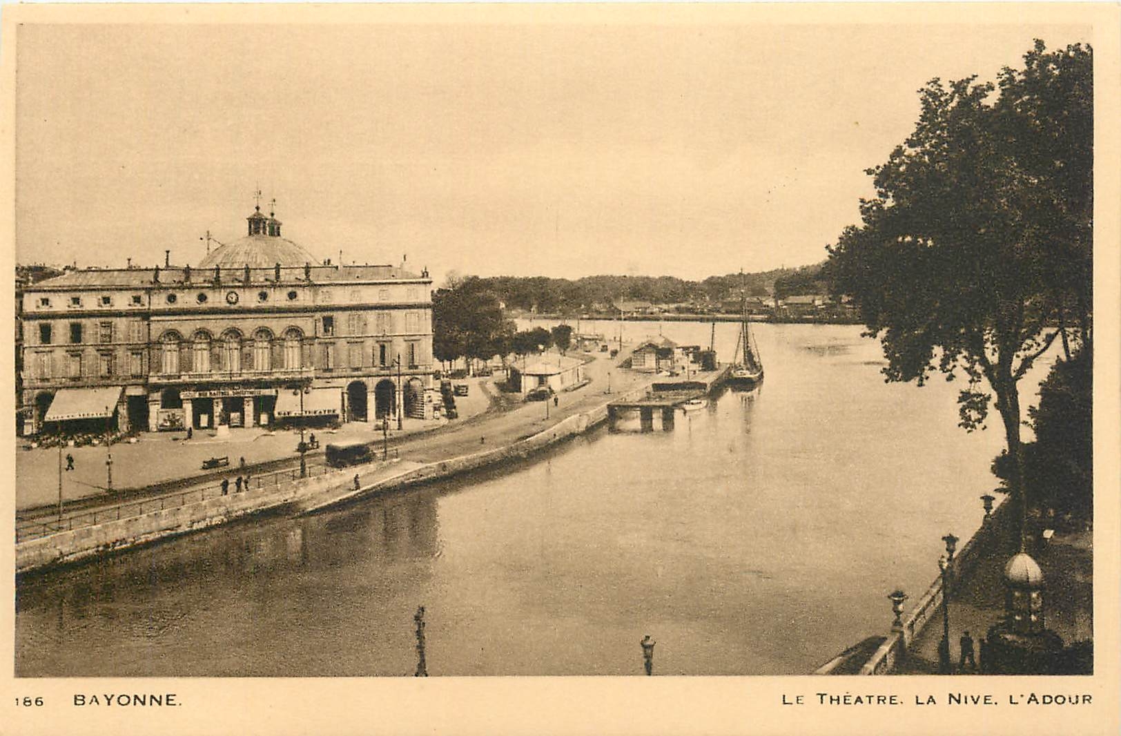 Bayonne — Le Théâtre, la Nive, l'Adour — Édition Printa