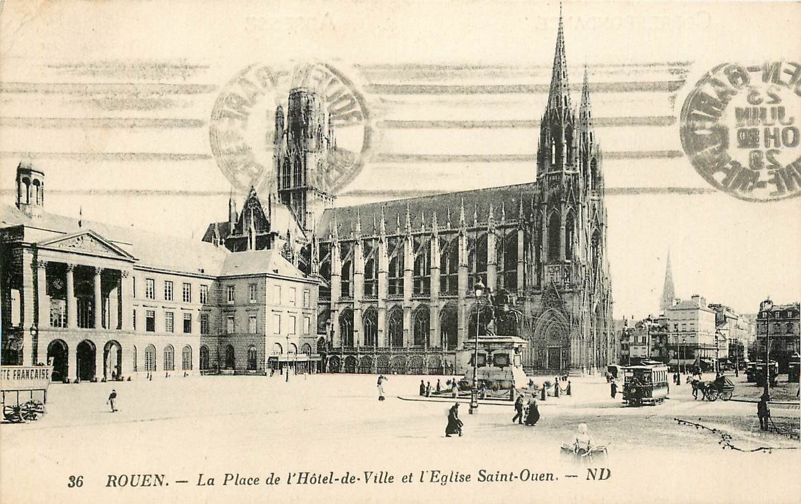 CPA Rouen La Place de l'Hotel de Ville et l'Eglise Saint Ouen Tramway