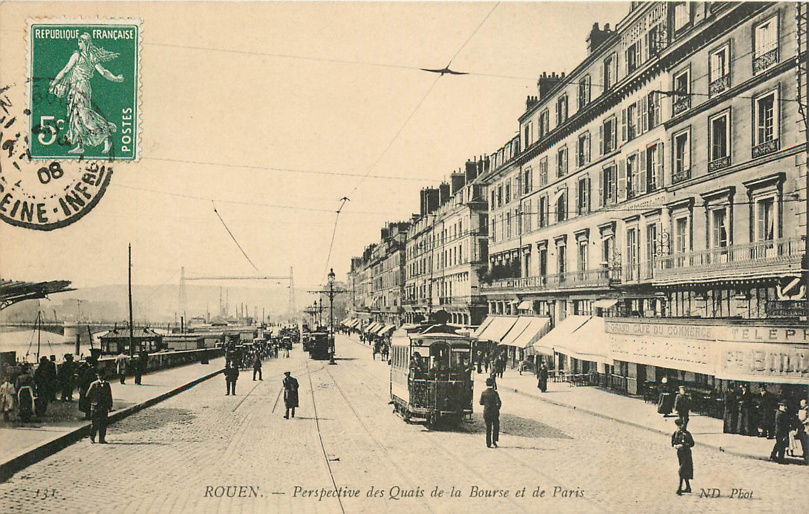 CPA Rouen Perspective des Quais de la Bourse et de Paris Tramway