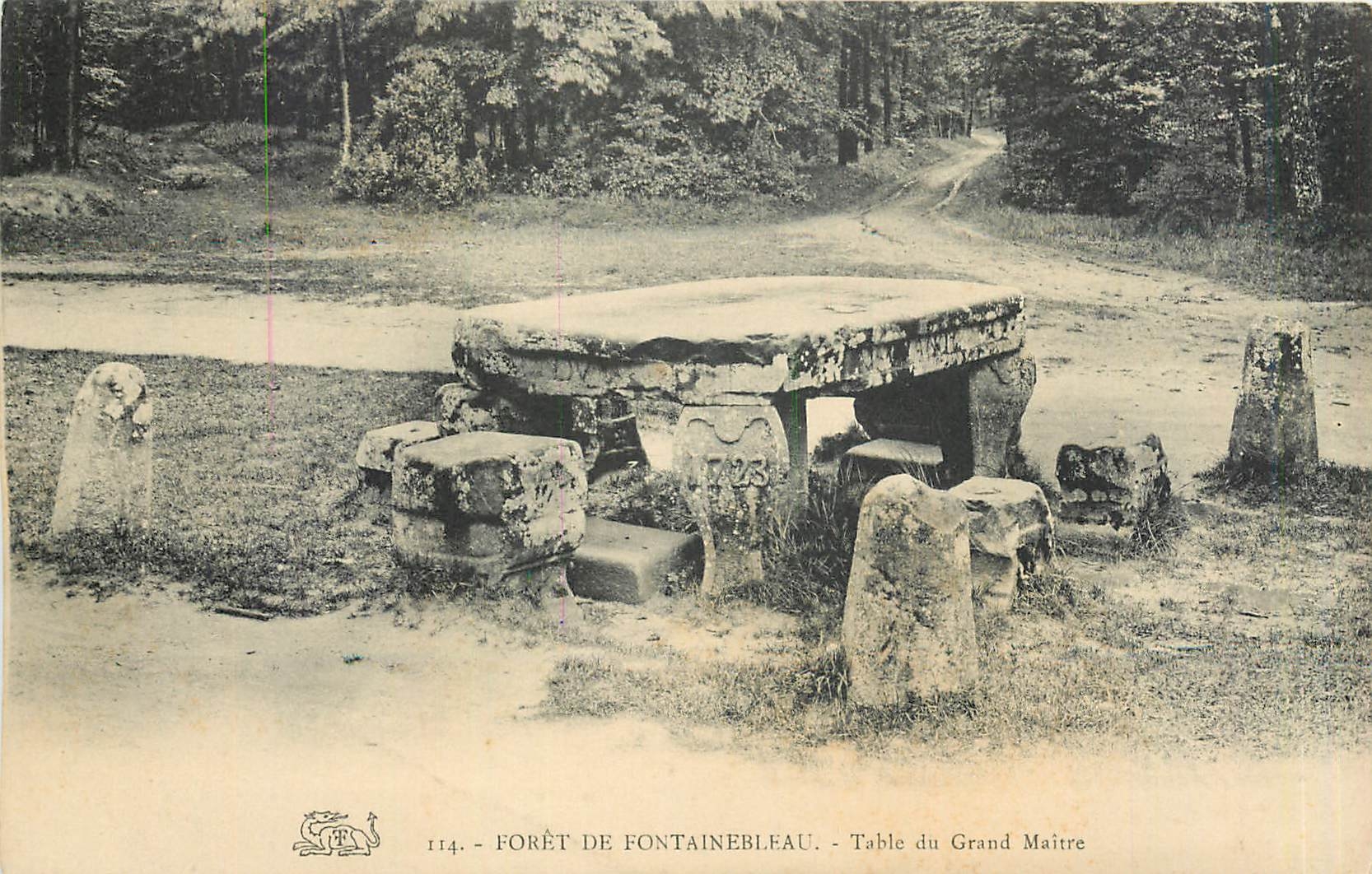 Forêt de Fontainebleau — Table du Grand Maitre — éditeur CPAPHIL, n° 114