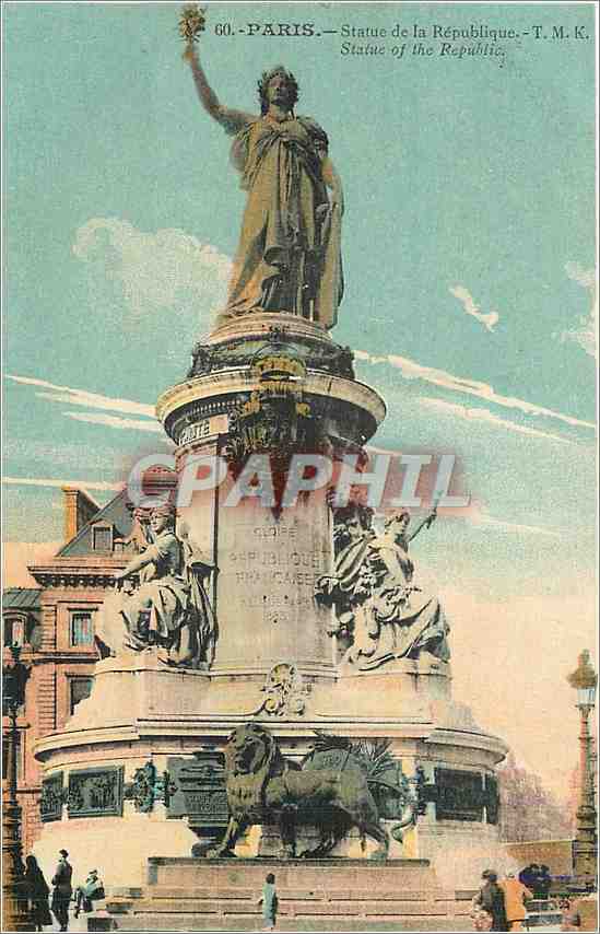 CPA Paris Statue de la Republique Lion