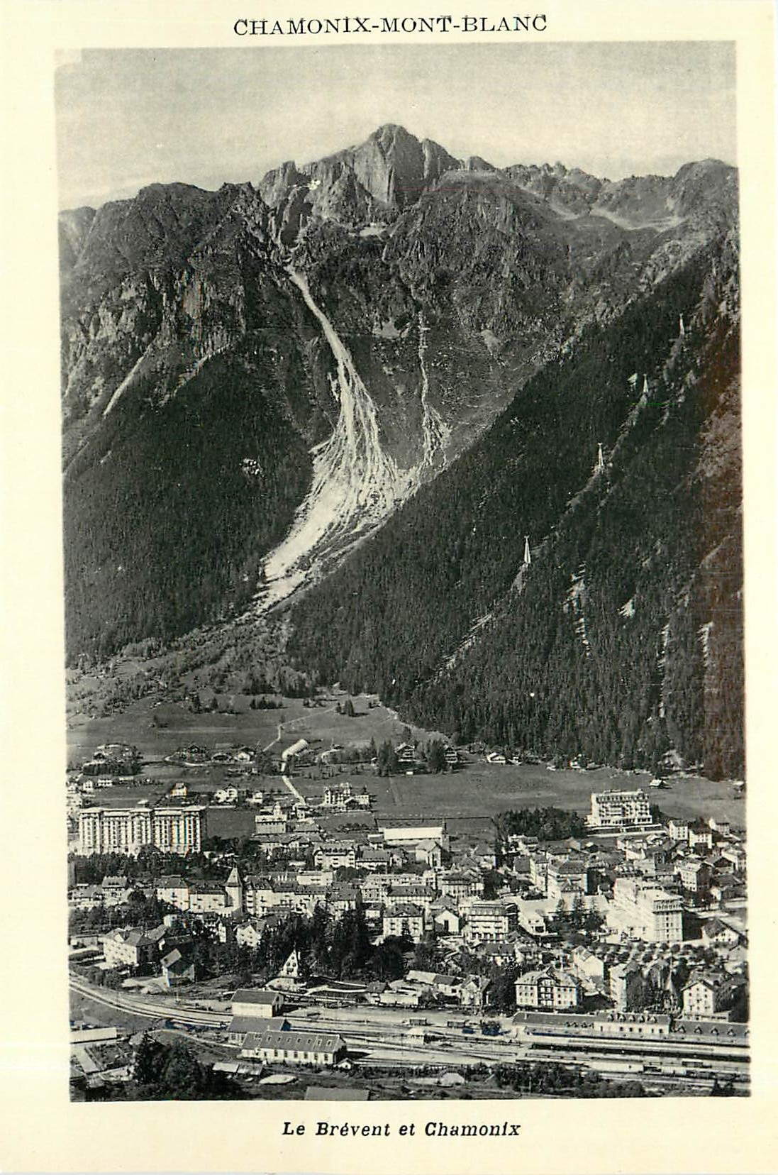 CPA Chamonix Mont Blanc Le Brevent et Chamonix 