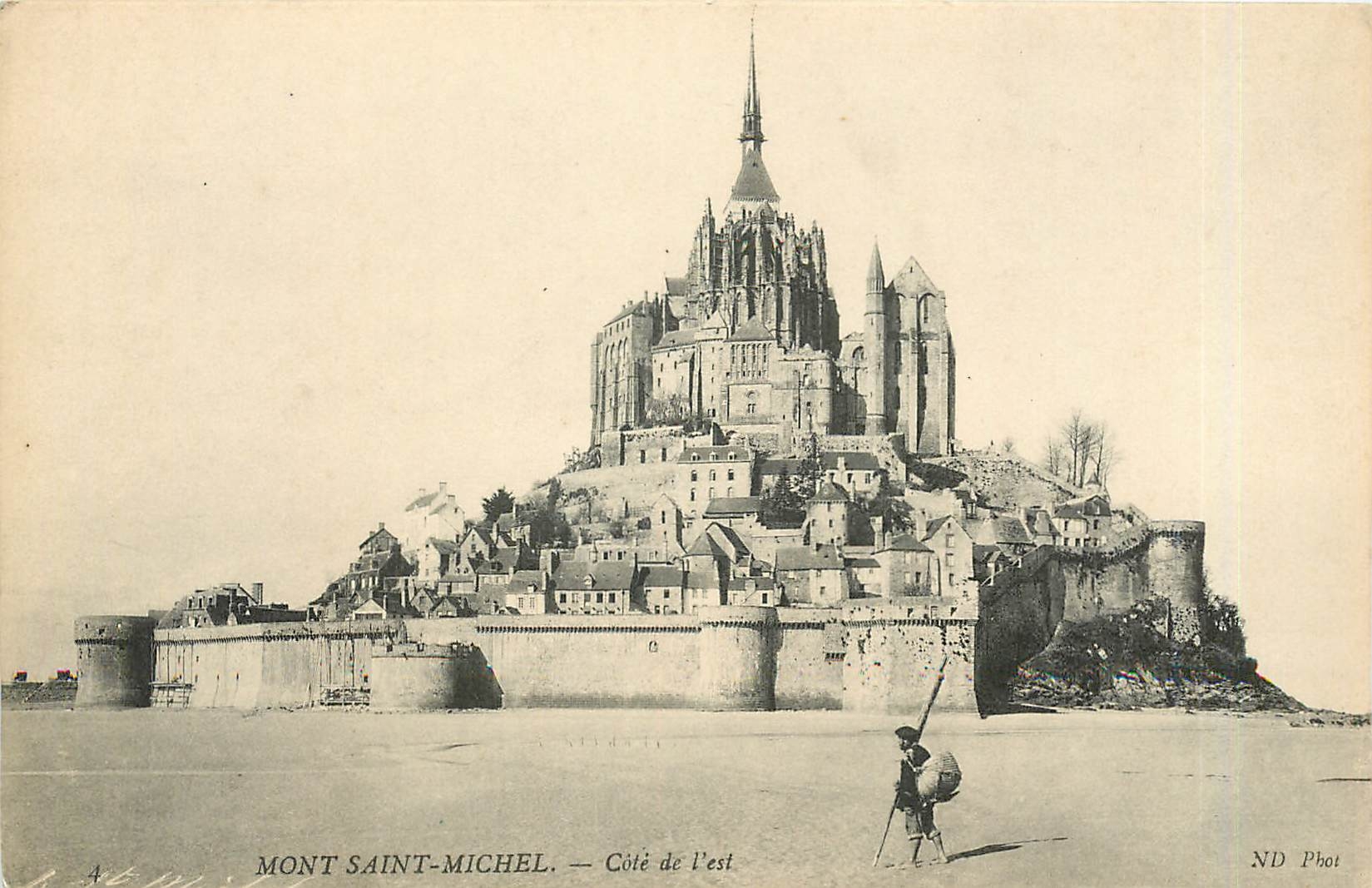 Mont Saint-Michel — Côté de l'est — ND Phot