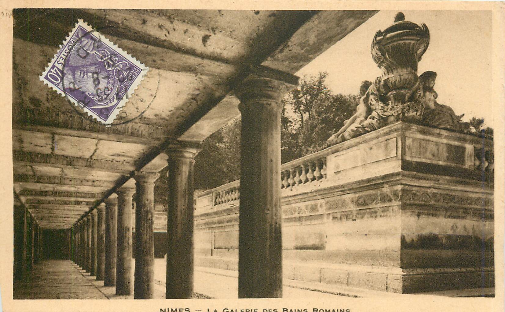 Nîmes — La Galerie des Bains Romains — Éditeur non identifié, n° de série non visible