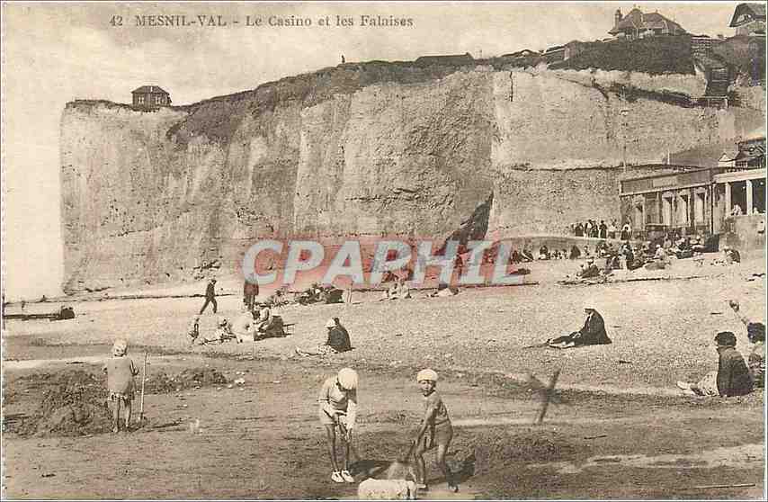 CPA Mesnil Val Le Casino et les Falaises 