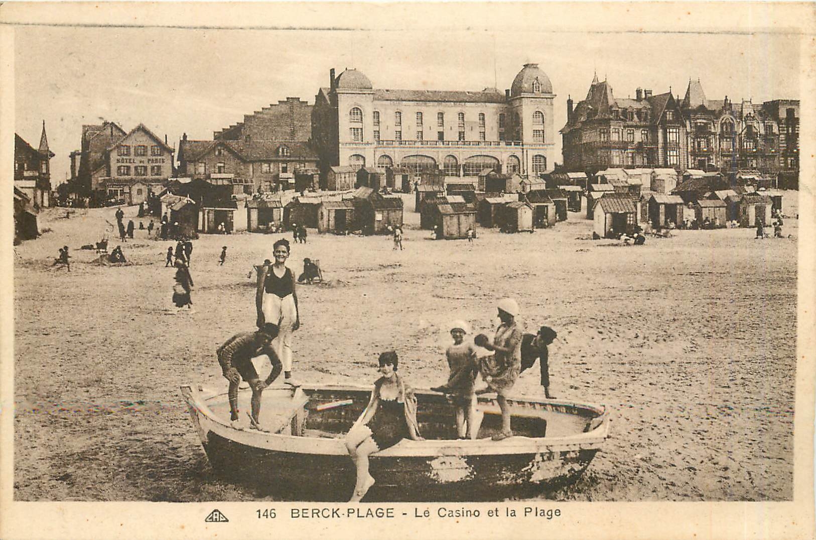 CPA Berck Plage Le Casino et la Plage 