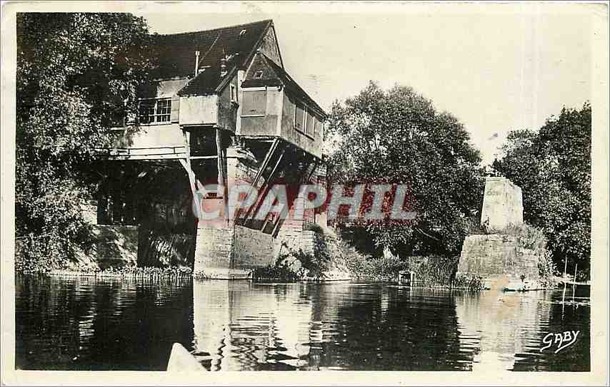 CPM Vernon Eure Le Vieux Moulin et la Seine 