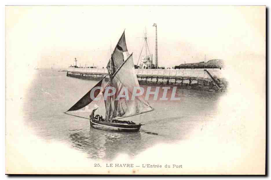 Le Havre CPA L'entree du port (bateau)