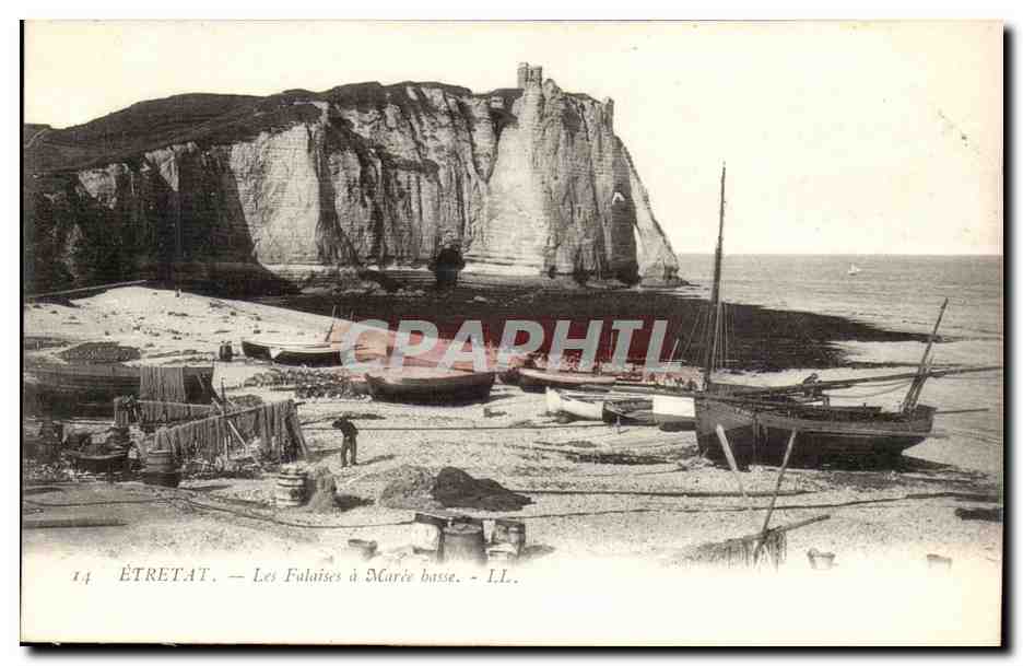 Etretat CPA Les falaises a maree haute