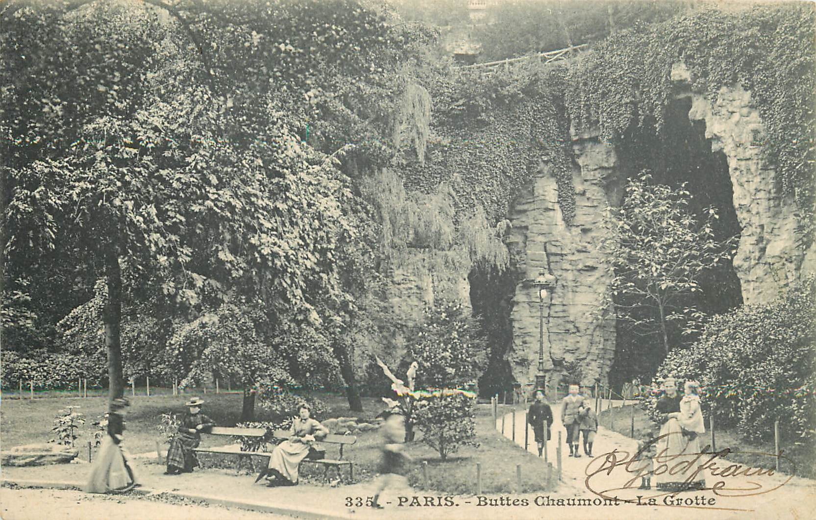 CPA PARIS  Buttes-Chaumont La grotte