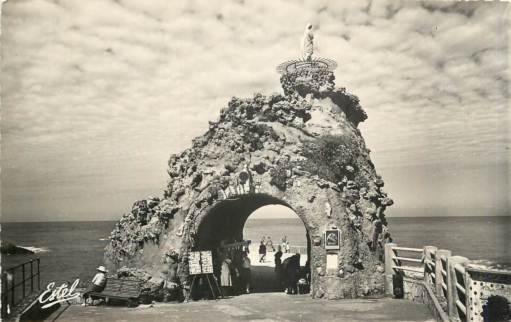Le Rocher de la Vierge à Biarritz — Éditeur Etel, n°33433