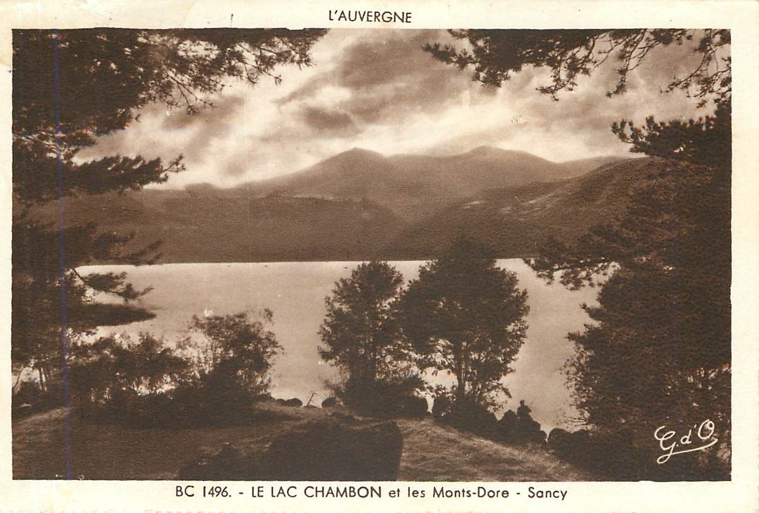 CPA LE LAC CHAMBON et les Monts Dore Sancy