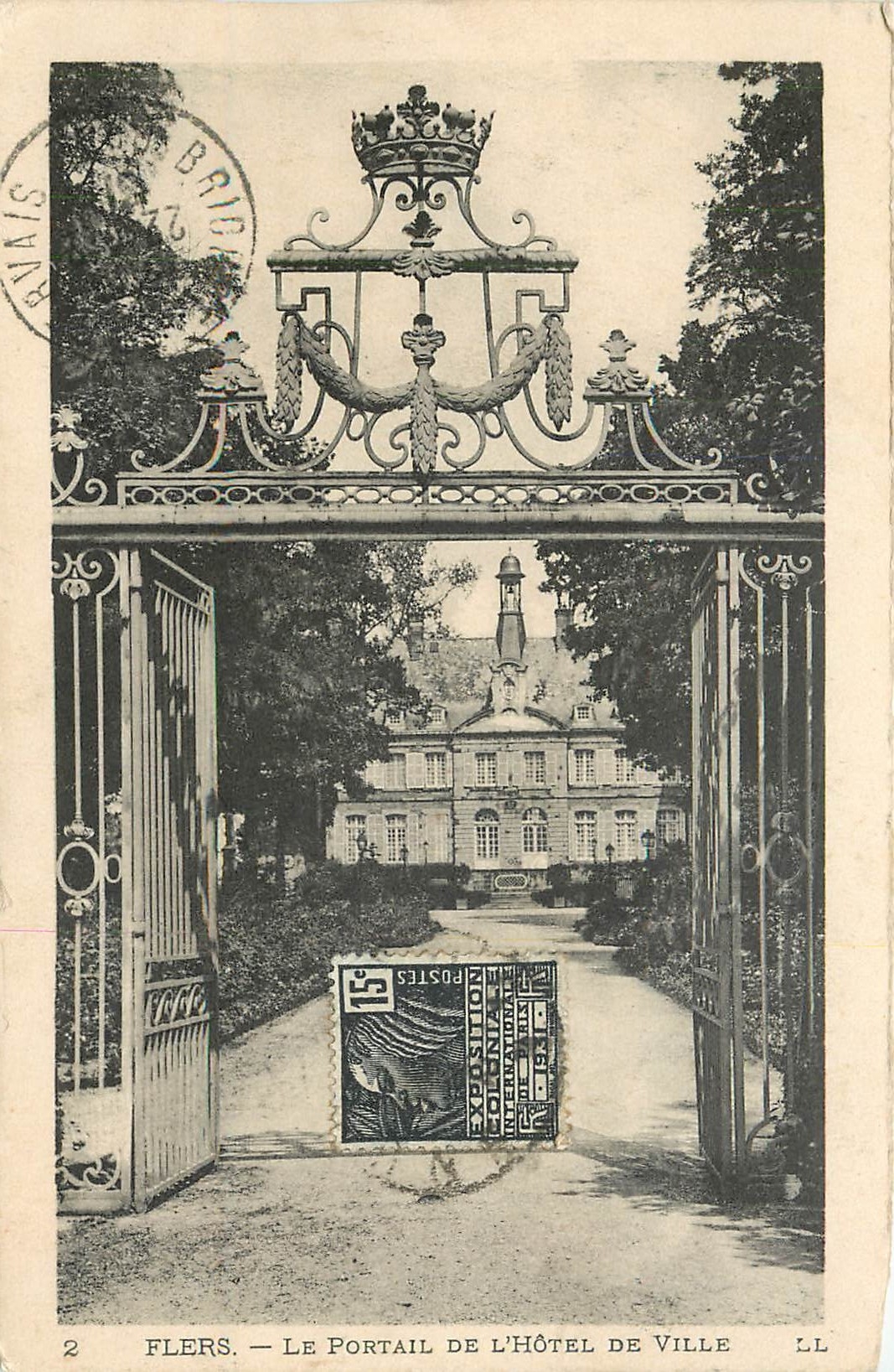 CPA LE PORTAIL DE L'HÔTEL DE VILLE