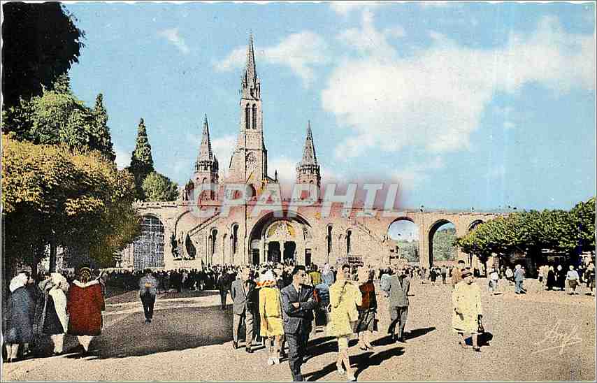 CPM LOURDES La Basilique
