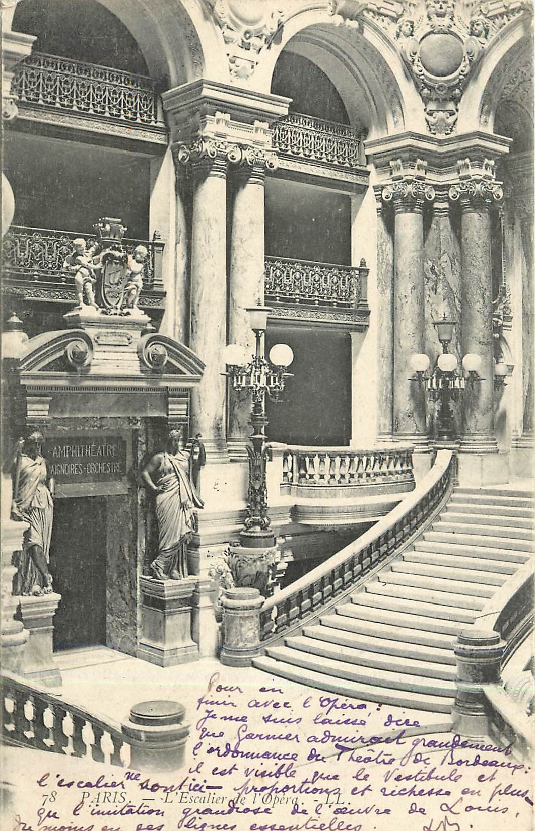 CPA PARIS-L'Escalier de l'Opera