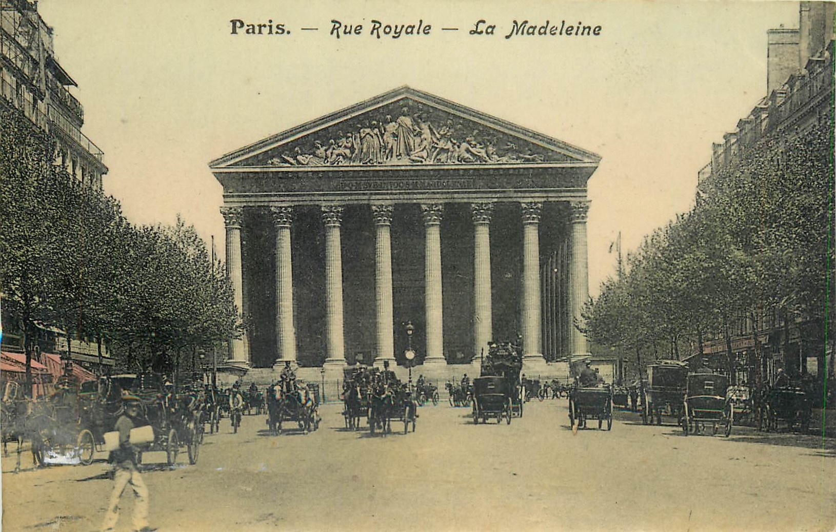 CPA PARIS Rue Royale - La Madeleine