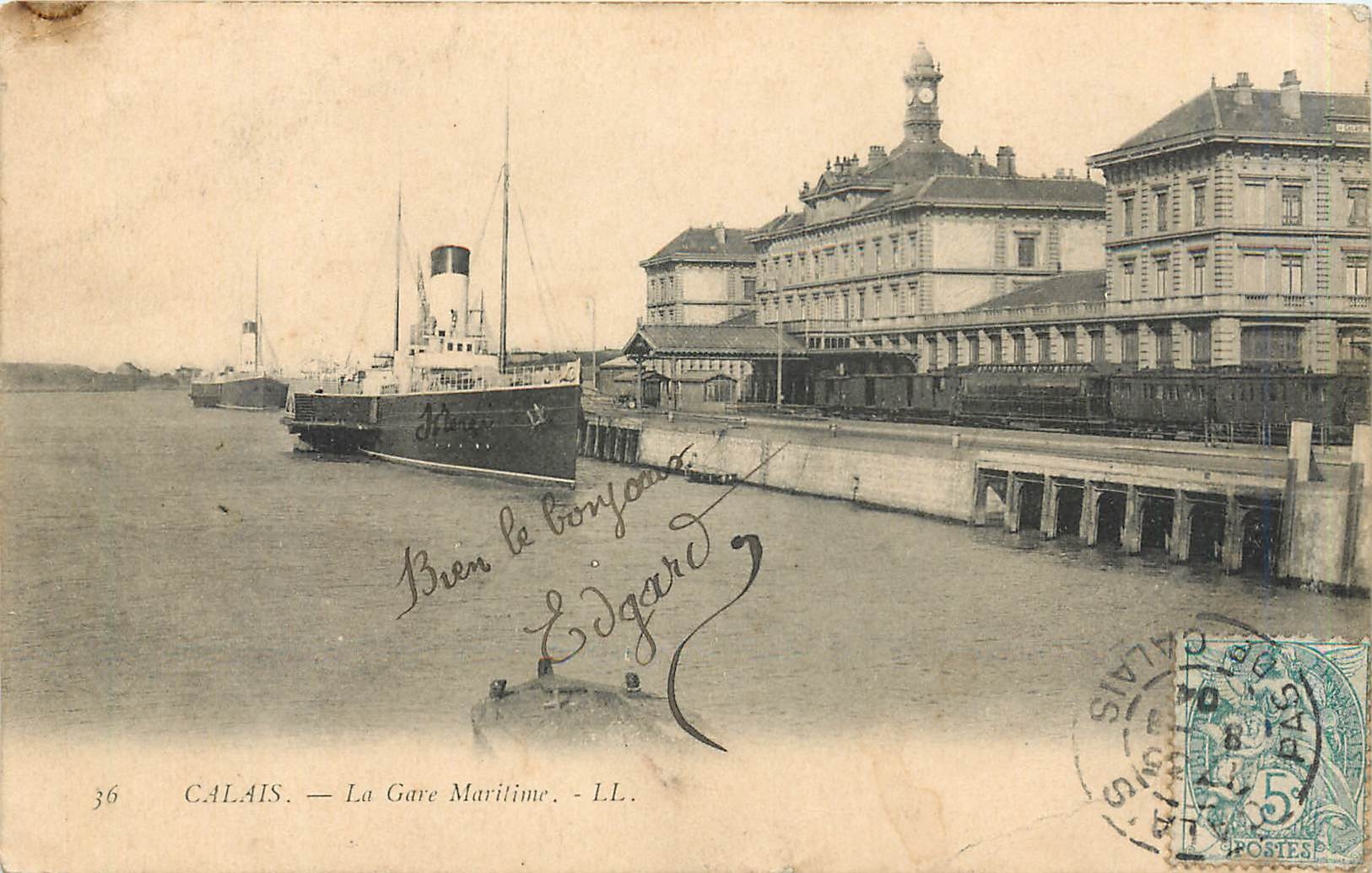 CPA CALAIS La Gare Maritime Bateau